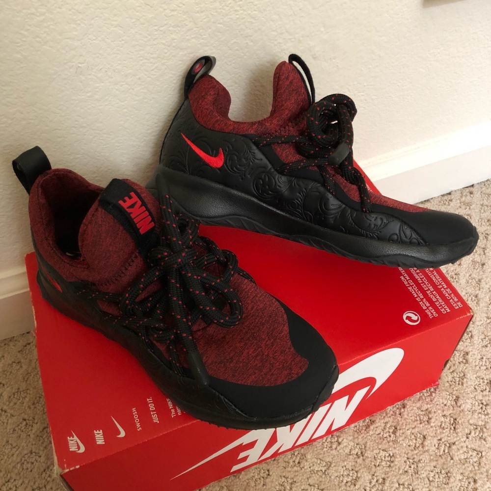 🚫✂️🍀New🍀 NIKE blk/red City Loop F ~ sz 7 - Picture 3 of 8